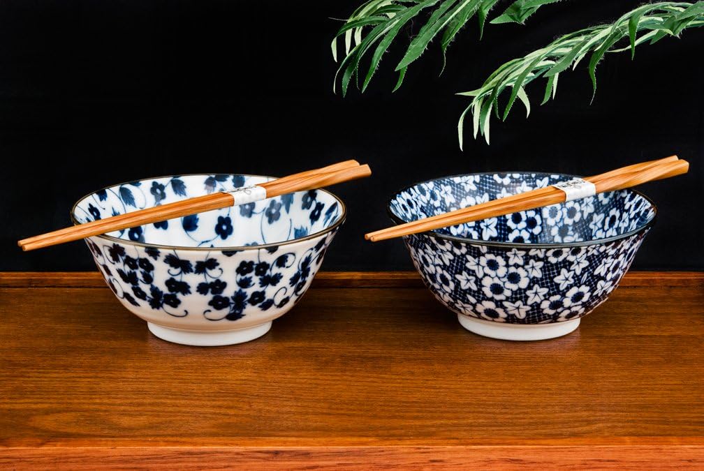 Beautiful Set of Japanese Ramen/Udon Bowls with Matching Chopsticks Set of 2