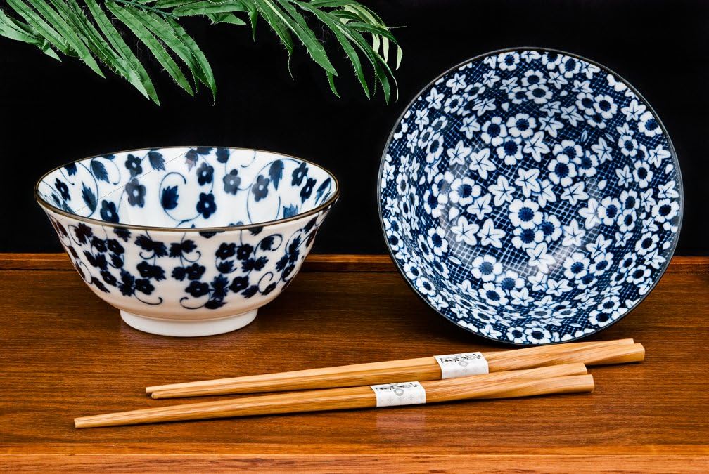 Beautiful Set of Japanese Ramen/Udon Bowls with Matching Chopsticks Set of 2